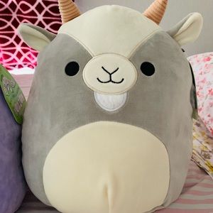 Squishmallow Walker goat 11”